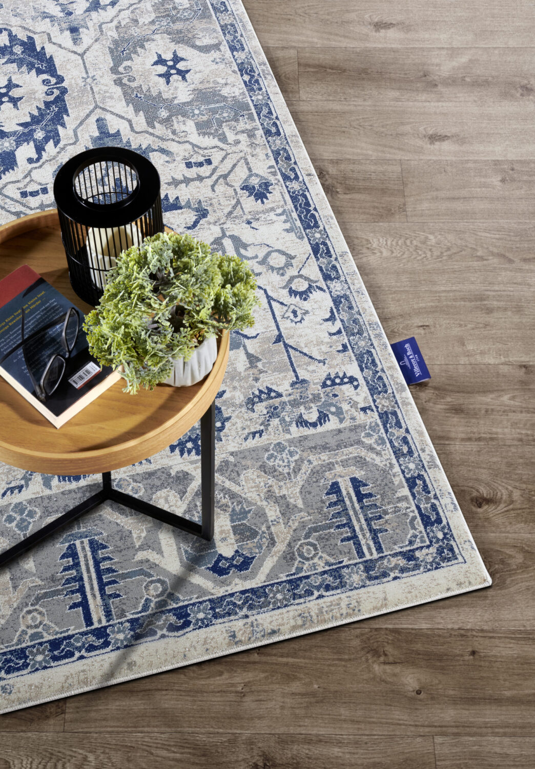 Villeroy & Boch 1869 Laagpolig Vloerkleed Emmanuel Crème Blauw