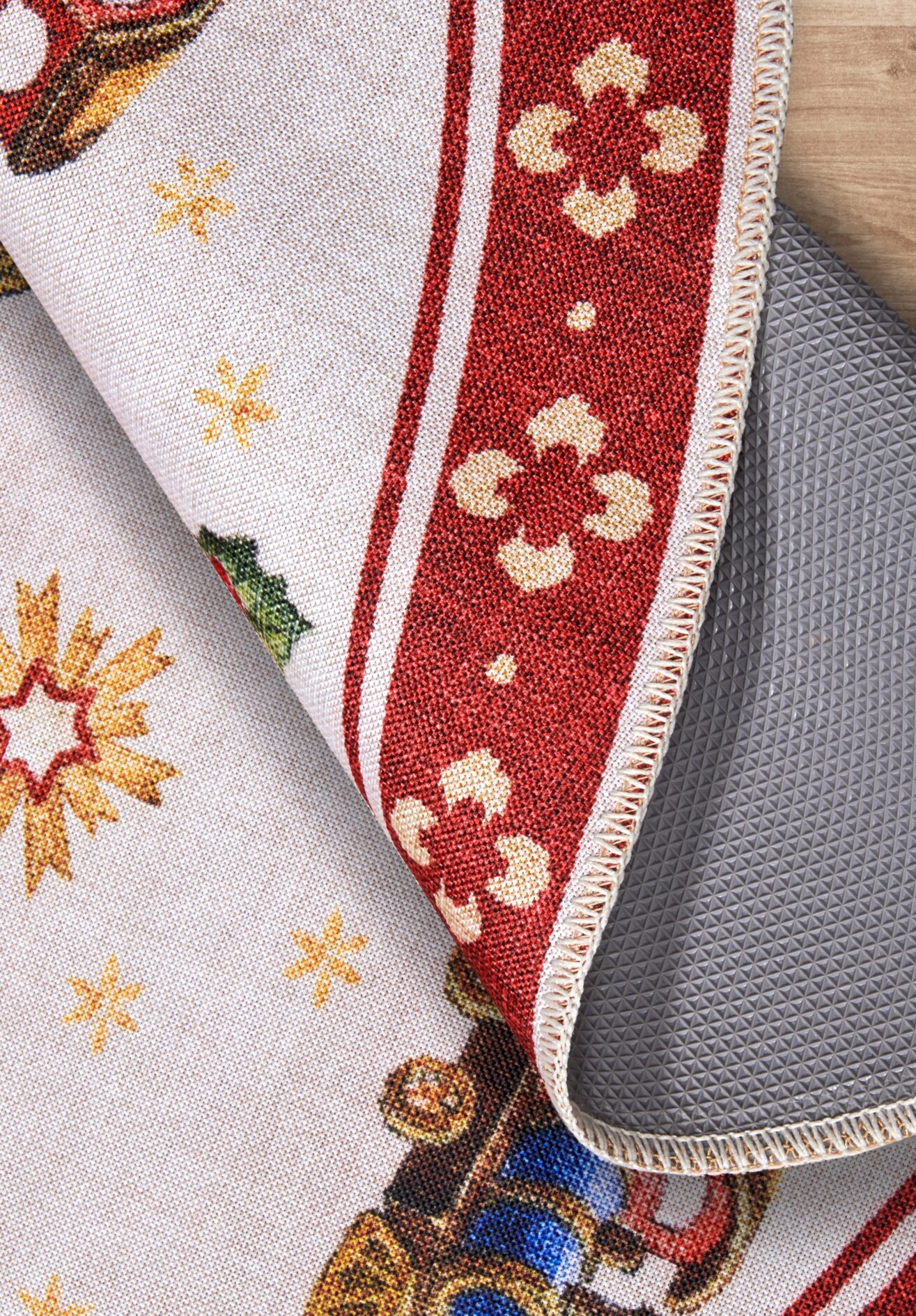Villeroy & Boch Toy's Delight Design Vloerkleed Nostalgic Rood Meerkleurig